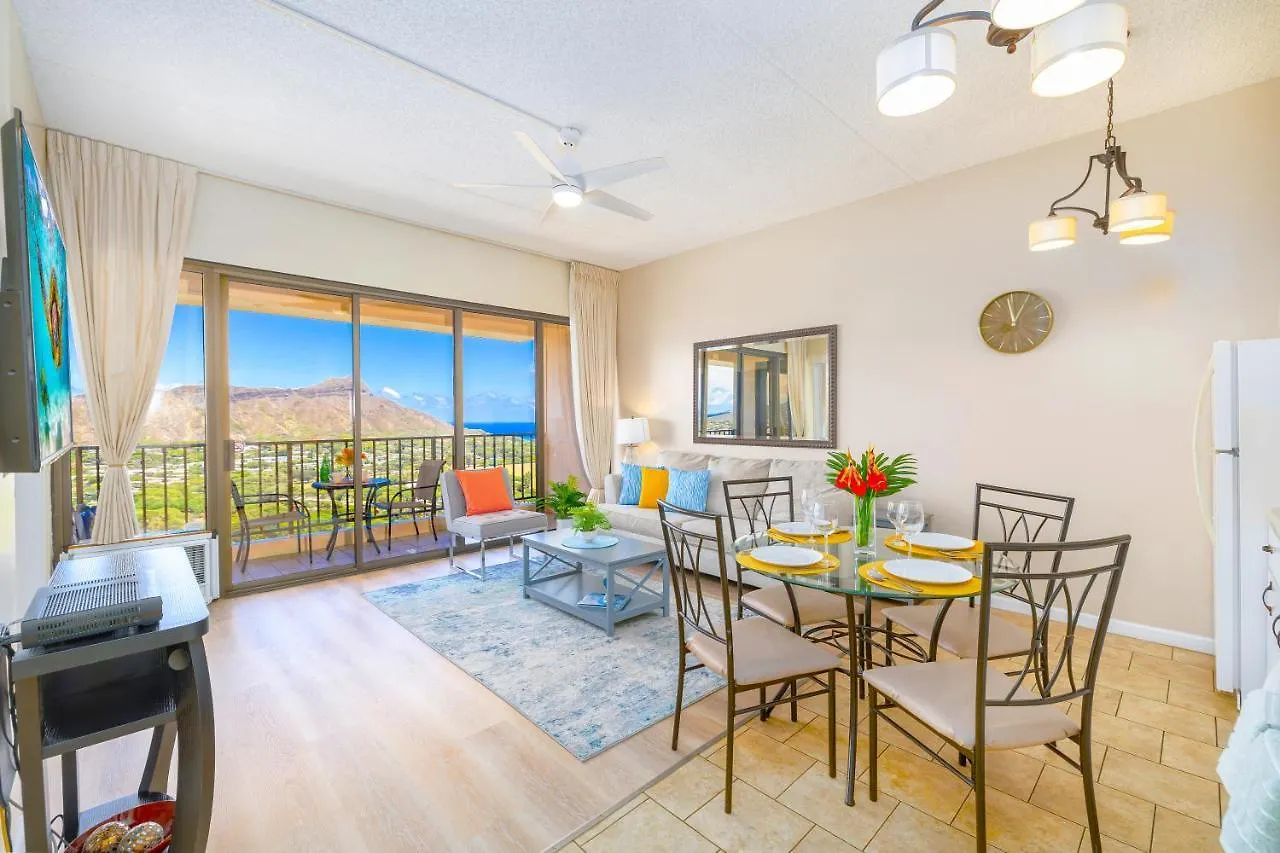Ocean View Oasis With Free Parking, A Waikiki Gem! Apartment Honolulu